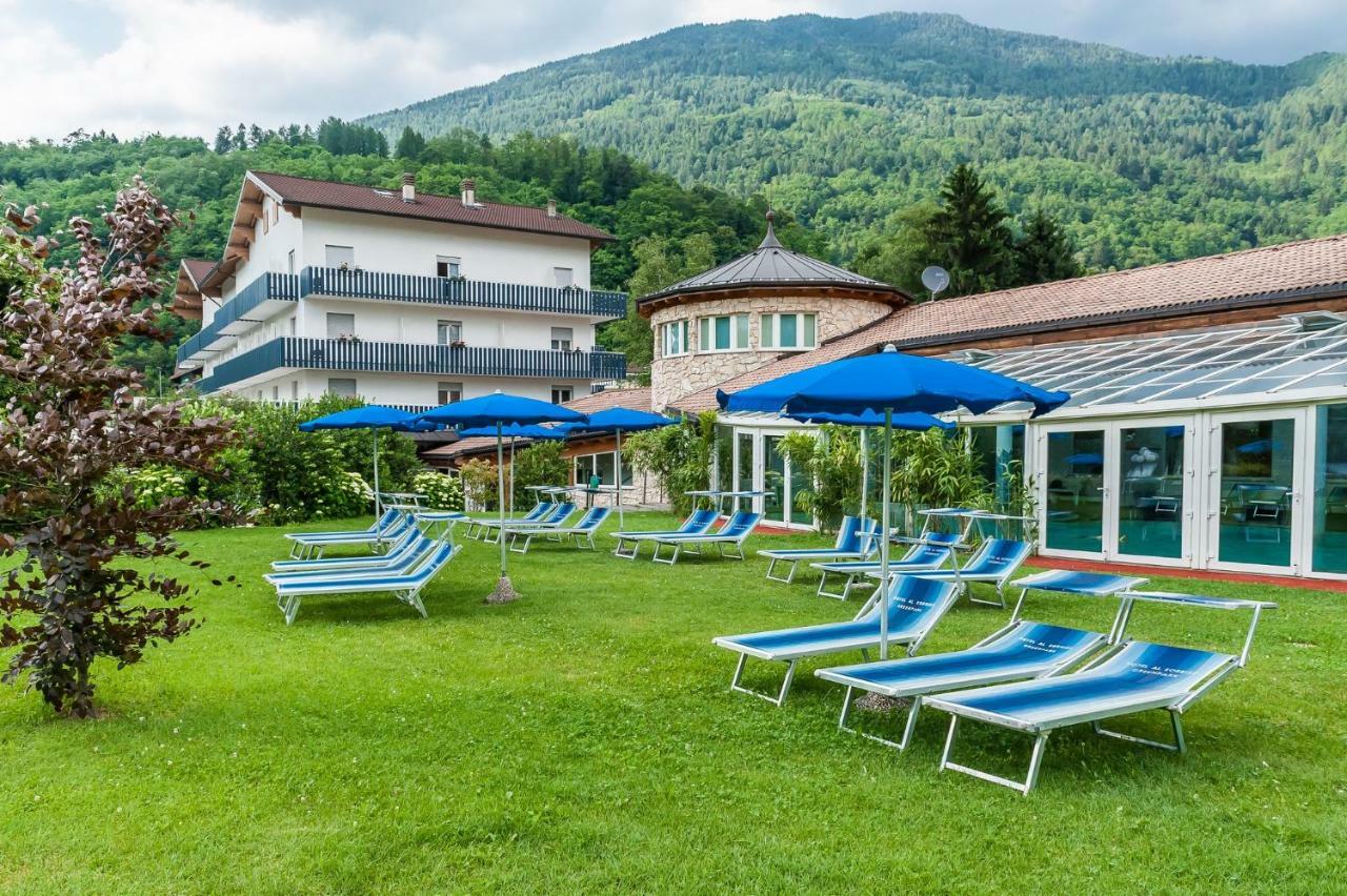 Hotel Al Sorriso Greenpark & Wellness Levico Terme Exterior foto